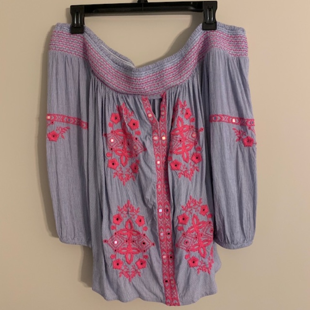 INC International Concepts off shoulder top size L